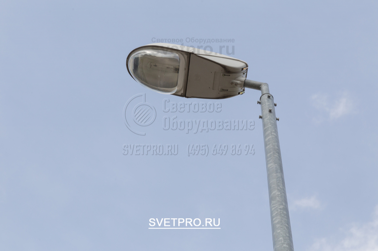 Для крепления кронштейна на опорах ОГК предусмотрено болтовое крепление