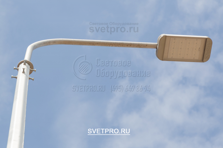 На данный тип опор ОГК-3 допускается установка: Кронштейнов с вылетом до 1,5м с двумя светильниками, в ветровых районах эксплуатации до II-го включительно