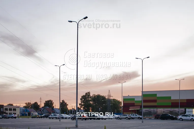 Для освещения автопарковок идеально подходят опоры несиловые граненые конические ОГК, так как они легче по весу по сравнению с силовыми опорами и дешевле.