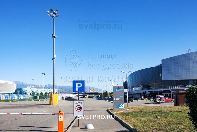 Установка мачт и центрование штатных фундаментных болтов необходимо производить с
помощью кондукторов, поставляемых в комплекте со шпильками.