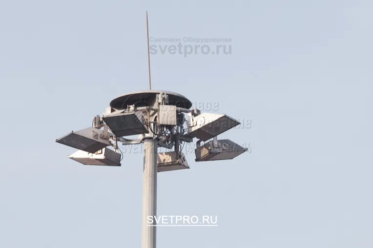 На каждой мачте по умолчанию устанавливается шпиль 1 м.