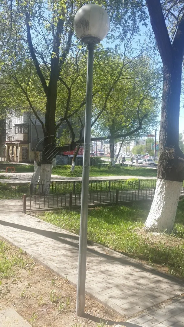Освещение тротуарной дорожки опорой НПК-5,0/6,25-02-ц. в г. Тверь.