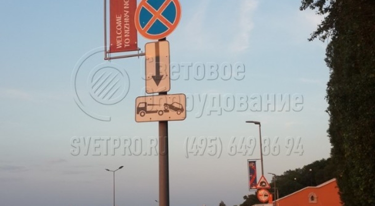 Освещение Нижневолжской набережной у Чкаловской лестницы опорами НПК-7,0/8,5-02-ц., г. Нижний Новгород.