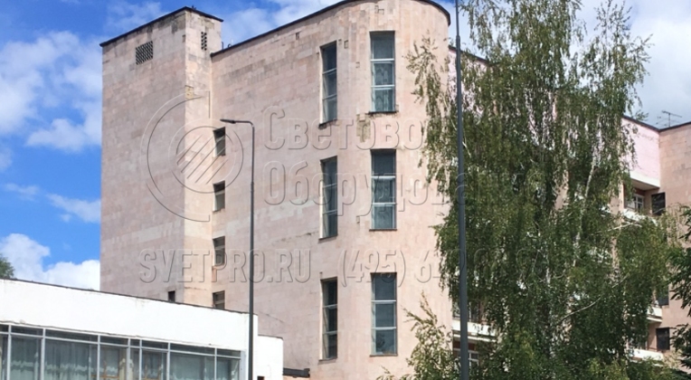 г. Кострома, освещение частной территории опорами НПК-9,0/11,0-02-ц.л. Опоры окрашены декоративным лакокрасочным покрытием (RAL уточняется при заказе).