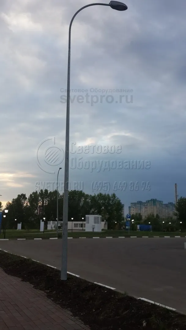 Освещение дороги вокруг гипермаркета &laquo;ДЕКАТЛОН&raquo;.
