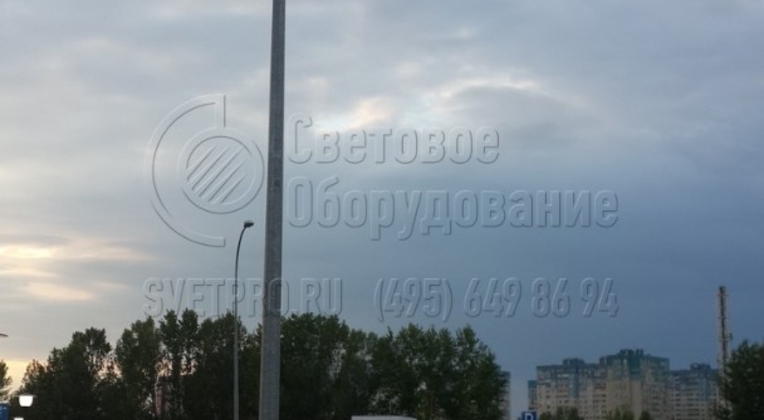 Освещение дороги вокруг гипермаркета «ДЕКАТЛОН».