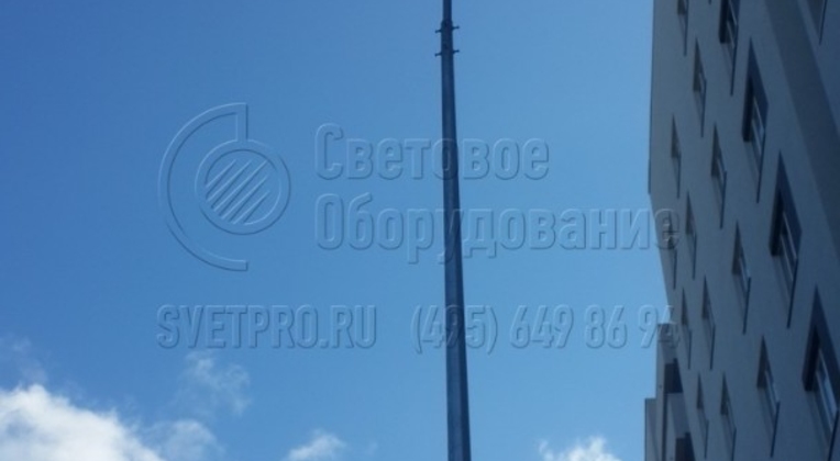Освещение дворовых территорий и подъездных дорог к жилым домам.