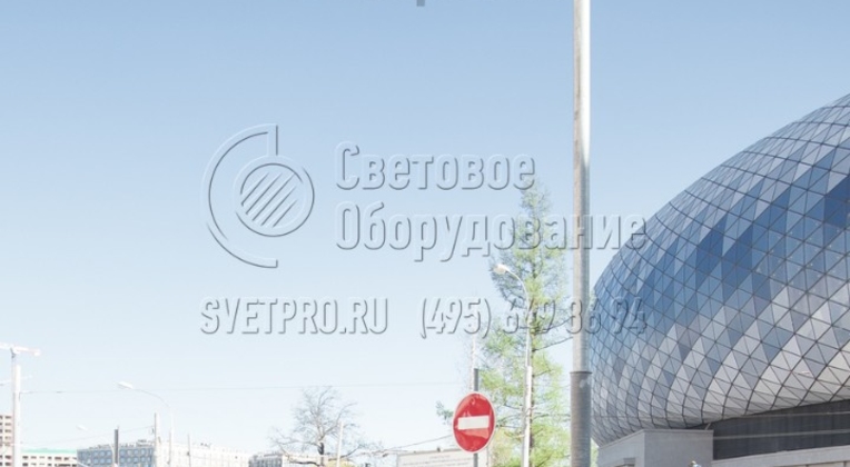 Благодаря круглому сечению и сегментному стволу опоры типа СФ красивее смотрятся на улицах города, чем граненые и круглоконические. Их часто используют для оформления территорий, прилегающих к развлекательным центрам, спортивным комплексам. Поверхность опоры можно окрашивать. 