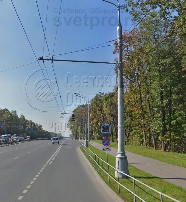 В минимальной комплектации опора типа ТП предназначена для подвески силовых проводов троллейбусов и установки приборов освещения. Но эта модель может выдержать нагрузку до 1,2 тонны. Поэтому на нее дополнительно можно установить камеры, дорожные знаки, декоративные конструкции.