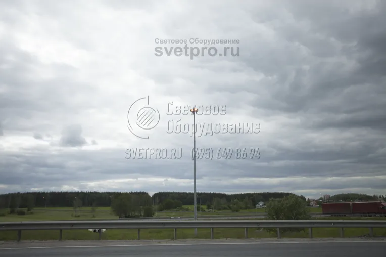 Скорость подъёма‐спуска короны составляет 6 &ndash; 10 м в минуту.